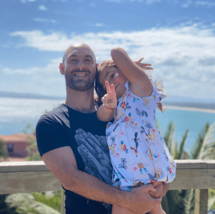 Fundadora de PerfuMan en su boutique